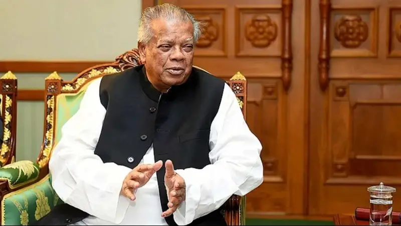 কোথায় লুকিয়ে ছিলেন আমু? কোথায় লুকিয়ে ছিলেন আমু?