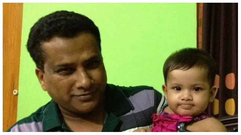 ১১ বছরেও বিচার পাননি এতিম সন্তান, বিধবা স্ত্রী, সাত বছর ঝুলে আছে রায়, কার্যকর না হওয়ায় ক্ষুব্ধ পরিবার ১১ বছরেও বিচার পাননি এতিম সন্তান, বিধবা স্ত্রী, সাত বছর ঝুলে আছে রায়, কার্যকর না হওয়ায় ক্ষুব্ধ পরিবার