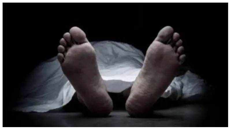 স্ত্রীকে শ্বাসরোধে হত্যার অভিযোগ, স্বামী দুই সন্তান নিয়ে পলাতক স্ত্রীকে শ্বাসরোধে হত্যার অভিযোগ, স্বামী দুই সন্তান নিয়ে পলাতক