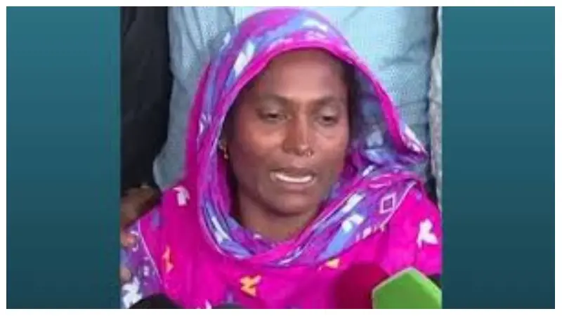তিন আসামী খালাস পেলো কিভাবে? ওরাও তো দোষী, প্রশ্ন আছিয়ার মা’য়ের তিন আসামী খালাস পেলো কিভাবে? ওরাও তো দোষী, প্রশ্ন আছিয়ার মা’য়ের