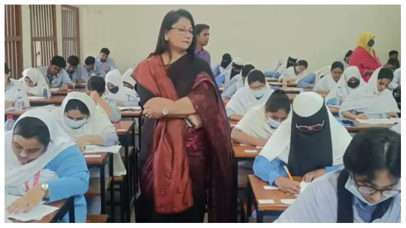 টাঙ্গাইলে এবার ৬৭টি কেন্দ্রে ৩২ হাজার ৬১৩ পরীক্ষার্থী এইচএসসি পরীক্ষায় অংশ নিচ্ছে টাঙ্গাইলে এবার ৬৭টি কেন্দ্রে ৩২ হাজার ৬১৩ পরীক্ষার্থী এইচএসসি পরীক্ষায় অংশ নিচ্ছে
