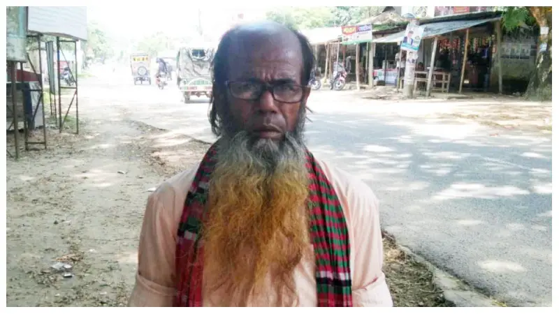 নেশার টাকা না পেয়ে বাবা-মাকে পিটিয়েছে ছেলে নেশার টাকা না পেয়ে বাবা-মাকে পিটিয়েছে ছেলে