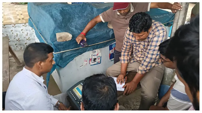 জনকণ্ঠে সংবাদ প্রকাশের পর সরেজমিনে বিটিআরসির পরিদর্শন জনকণ্ঠে সংবাদ প্রকাশের পর সরেজমিনে বিটিআরসির পরিদর্শন