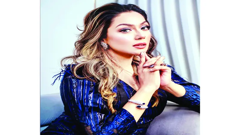 গানের প্রশংসায় ভাসছেন দোলা
