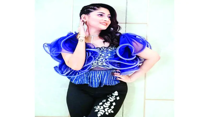 ‘নাকফুলের কাব্য’ হয়েই আসছে পূজার সিনেমা