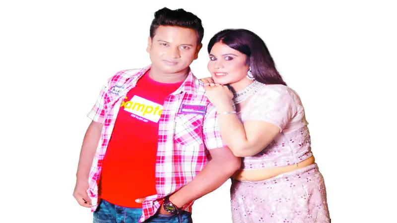 ইদ্রিস-ইশার ‘দিওয়ানা’ ইদ্রিস-ইশার ‘দিওয়ানা’