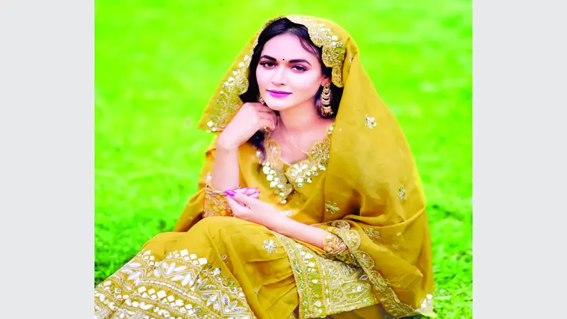 একাধিক নাটকে অহনা একাধিক নাটকে অহনা