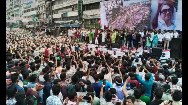 জড়ো হচ্ছেন হাজারও বিএনপি নেতাকর্মী জড়ো হচ্ছেন হাজারও বিএনপি নেতাকর্মী