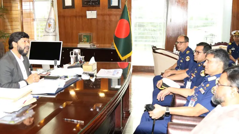 নিরাপত্তা জোরদারে সশস্ত্র বাহিনীর সঙ্গে বিএসইসির বৈঠক নিরাপত্তা জোরদারে সশস্ত্র বাহিনীর সঙ্গে বিএসইসির বৈঠক