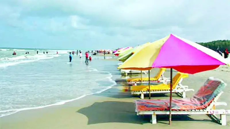 সাগরের গর্জন হাওড়ের শোভা সাগরের গর্জন হাওড়ের শোভা