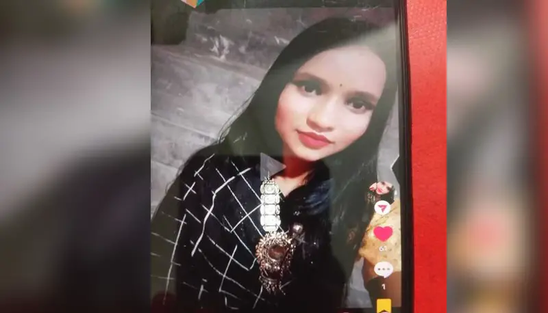 মাদারীপুরে নিজঘর থেকে গৃহবধূর মরদেহ উদ্ধার মাদারীপুরে নিজঘর থেকে গৃহবধূর মরদেহ উদ্ধার