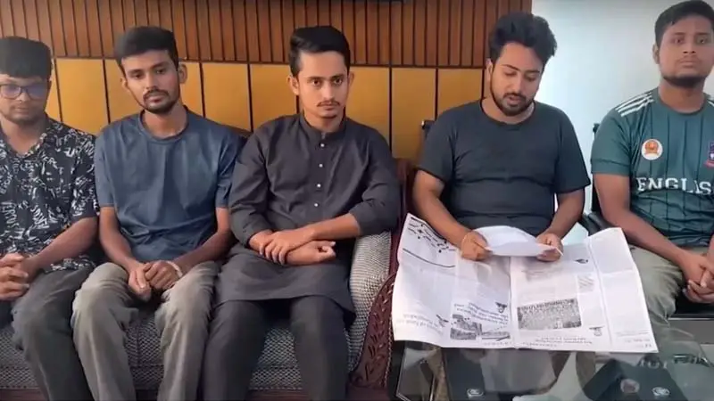 ডিবি থেকে ছাড়া পেলেন ছয় সমন্বয়ক ডিবি থেকে ছাড়া পেলেন ছয় সমন্বয়ক