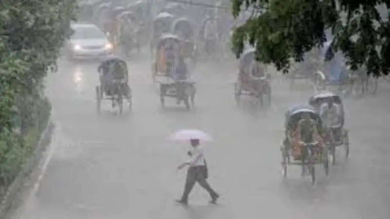 সারাদেশে টানা পাঁচ দিনব্যাপী বৃষ্টির পূর্বাভাস সারাদেশে টানা পাঁচ দিনব্যাপী বৃষ্টির পূর্বাভাস