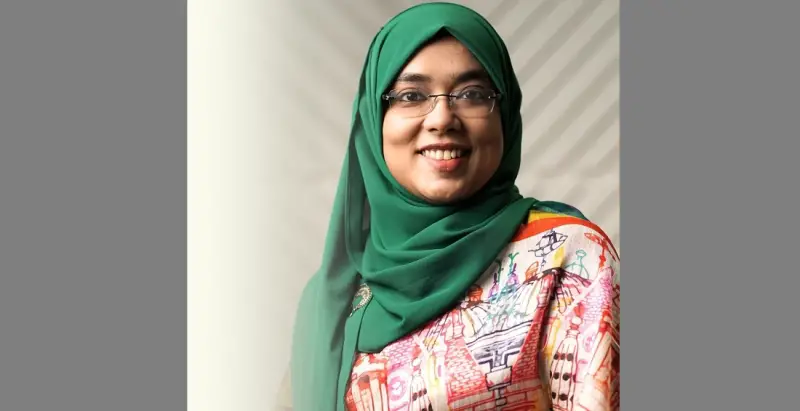 সোশ্যাল মিডিয়ার চকচকে মুখ দেখে মুগ্ধ হবেন না: ডা.মুনমুন জাহান সোশ্যাল মিডিয়ার চকচকে মুখ দেখে মুগ্ধ হবেন না: ডা.মুনমুন জাহান