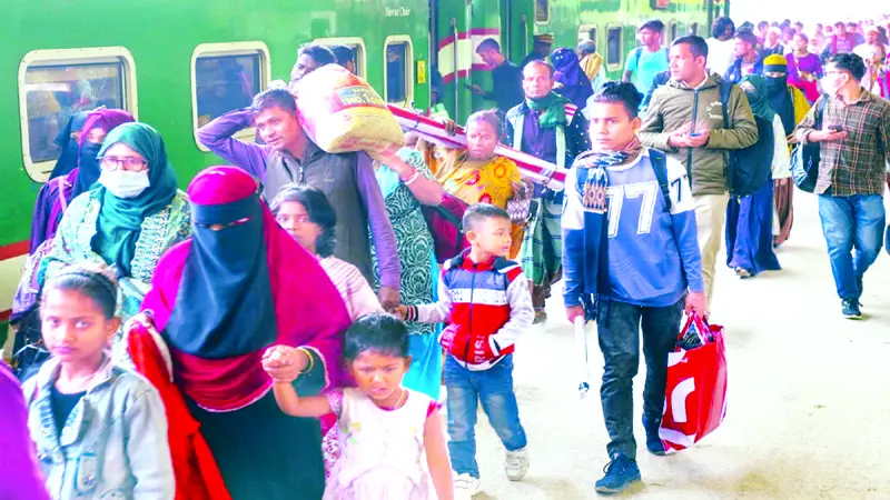 কর্মবিরতি প্রত্যাহার ট্রেন চলাচল স্বাভাবিক কর্মবিরতি প্রত্যাহার ট্রেন চলাচল স্বাভাবিক