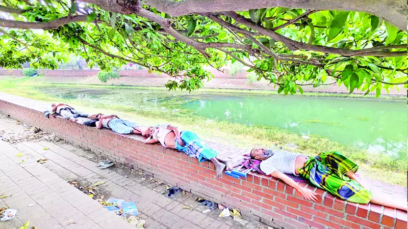 তাপপ্রবাহ কিছুদিন চলবে, কমবে ১২ মে থেকে তাপপ্রবাহ কিছুদিন চলবে, কমবে ১২ মে থেকে