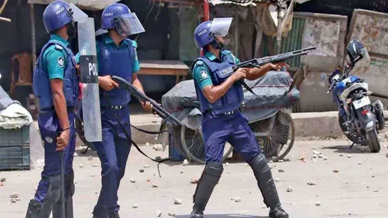 পুলিশের হাতে থাকবে না কোনো মারণাস্ত্র পুলিশের হাতে থাকবে না কোনো মারণাস্ত্র