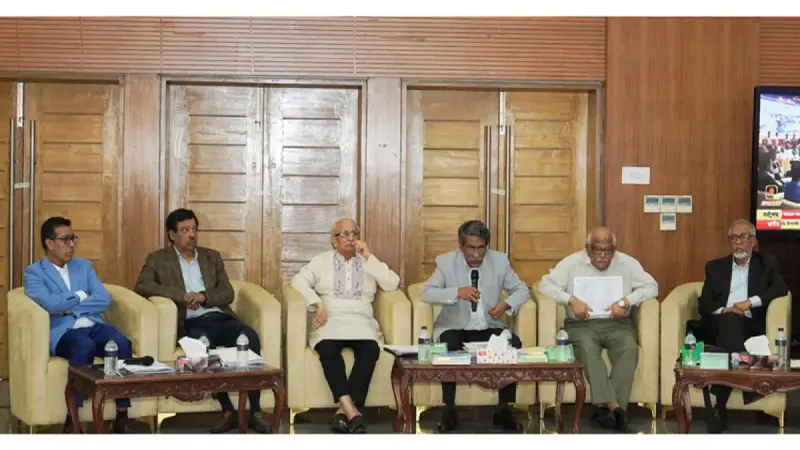 নিজেদের অবস্থানে অনড় রাজনৈতিক দলগুলো নিজেদের অবস্থানে অনড় রাজনৈতিক দলগুলো