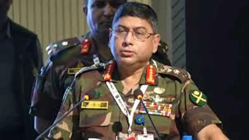 মানবিক না হলে দেশের উন্নতি সম্ভব না সেনাপ্রধান মানবিক না হলে দেশের উন্নতি সম্ভব না সেনাপ্রধান