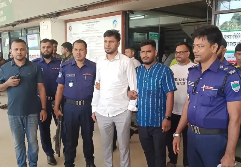 ভারতে পালাতে গিয়ে ধরা পড়লেন নিষিদ্ধ সংগঠন ছাত্রলীগের সহ-সভাপতি ভারতে পালাতে গিয়ে ধরা পড়লেন নিষিদ্ধ সংগঠন ছাত্রলীগের সহ-সভাপতি
