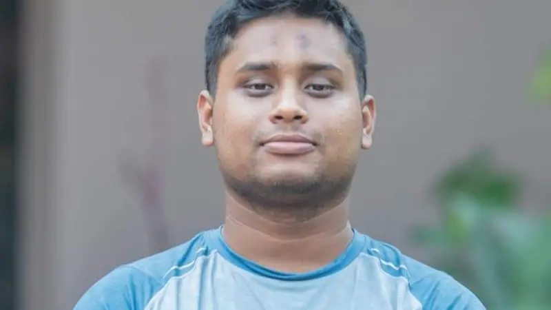 আপা দমনে ধুপ ধাপ! ধুপ ধাপ! আপা দমনে ধুপ ধাপ! ধুপ ধাপ!