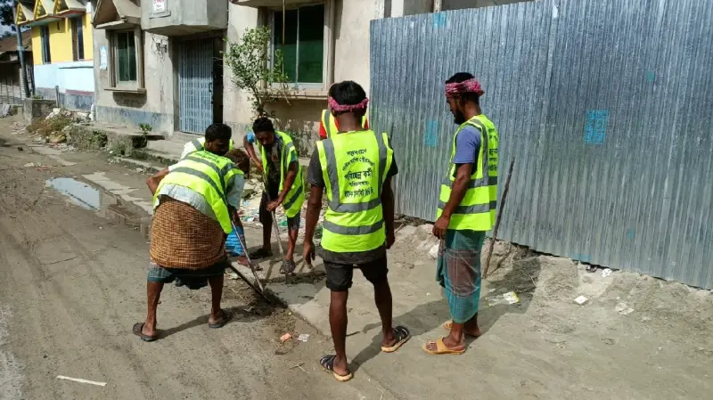 দাউদকান্দিতে ডেঙ্গু প্রতিরোধে পরিষ্কার-পরিচ্ছন্নতা অভিযান শুরু দাউদকান্দিতে ডেঙ্গু প্রতিরোধে পরিষ্কার-পরিচ্ছন্নতা অভিযান শুরু