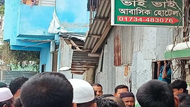 আবাসিক হোটেল থেকে বনকর্মকর্তার মরদেহ উদ্ধার আবাসিক হোটেল থেকে বনকর্মকর্তার মরদেহ উদ্ধার