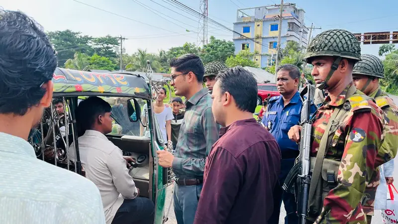 রায়পুরে সড়কে শৃঙ্খলা ফেরাতে প্রশাসনের কঠোর অভিযান রায়পুরে সড়কে শৃঙ্খলা ফেরাতে প্রশাসনের কঠোর অভিযান
