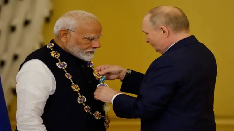 রাশিয়ার প্রেমেই সর্বনাশ, ভারতের বিরুদ্ধে ট্রাম্পের নতুন চাল রাশিয়ার প্রেমেই সর্বনাশ, ভারতের বিরুদ্ধে ট্রাম্পের নতুন চাল