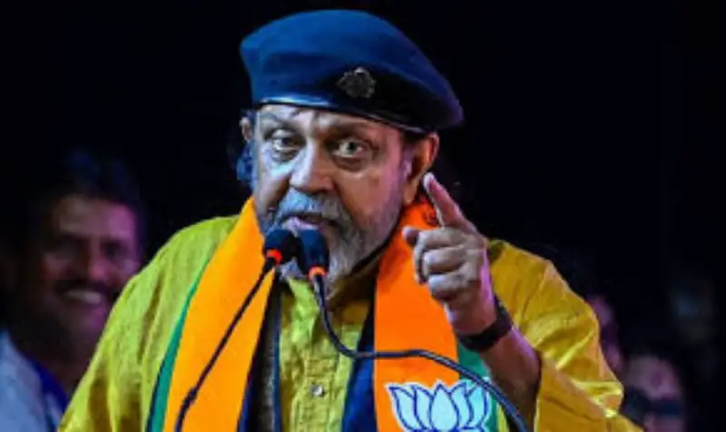 অভিনেতা মিঠুন চক্রবর্তীকে শোকজ নোটিশ, ভাঙা হতে পারে বাড়ি অভিনেতা মিঠুন চক্রবর্তীকে শোকজ নোটিশ, ভাঙা হতে পারে বাড়ি