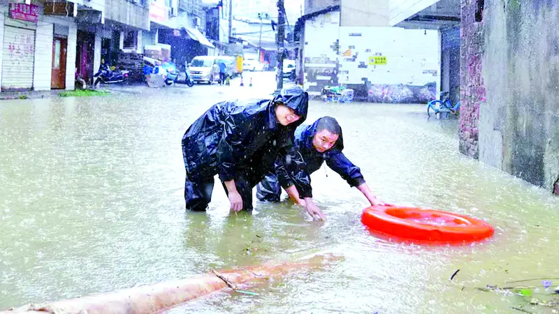 বৃষ্টিতে তলিয়ে গেছে চীনের দক্ষিণাঞ্চলীয় শহর চাংশা বৃষ্টিতে তলিয়ে গেছে চীনের দক্ষিণাঞ্চলীয় শহর চাংশা
