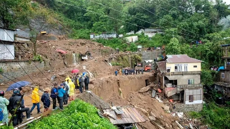 ঘূর্ণিঝড় রেমালের প্রভাবে ভারী বর্ষণ ও ভূমিধসে নিহত অন্তত ৩৬