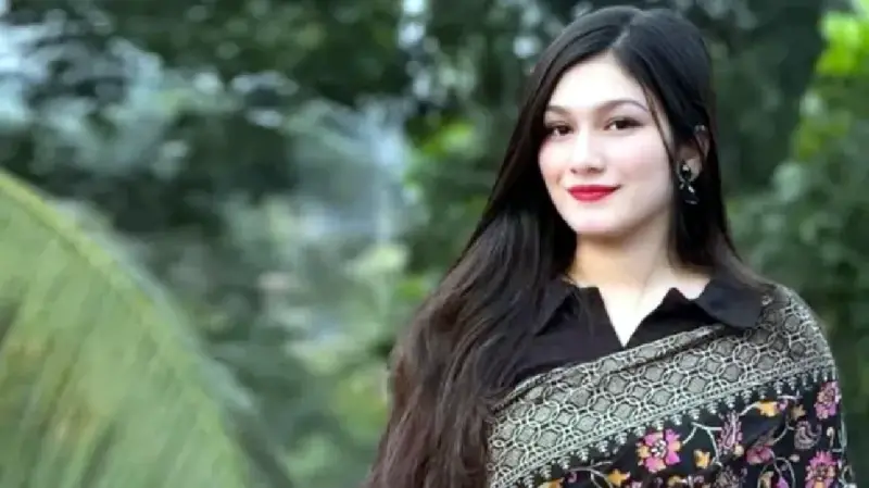 চট্টগ্রামে গ্রেফতার নিষিদ্ধ ছাত্রলীগ কর্মী ইসরাত চট্টগ্রামে গ্রেফতার নিষিদ্ধ ছাত্রলীগ কর্মী ইসরাত