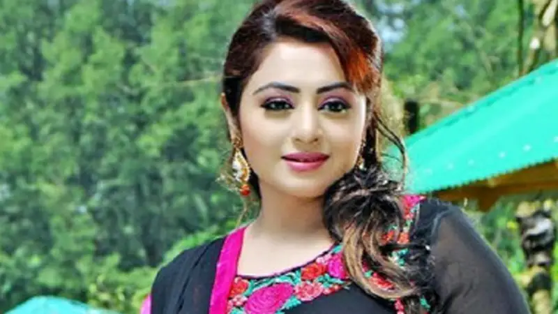 ৫০০ কোটি টাকার মানহানি মামলা কণ্ঠশিল্পী ইভা রহমানের বিরুদ্ধে ৫০০ কোটি টাকার মানহানি মামলা কণ্ঠশিল্পী ইভা রহমানের বিরুদ্ধে