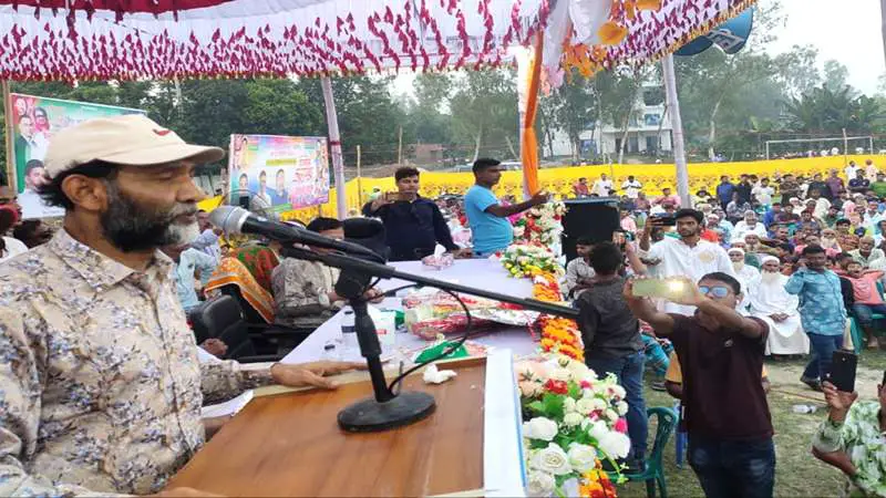 সংবাদ সম্মেলনে জামালপুর পৌরসভার সাবেক মেয়রকে গ্রেপ্তারের দাবি সংবাদ সম্মেলনে জামালপুর পৌরসভার সাবেক মেয়রকে গ্রেপ্তারের দাবি