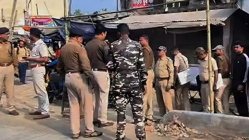 মদ খাওয়ার প্রতিবাদ করায় খুন! মদ খাওয়ার প্রতিবাদ করায় খুন!