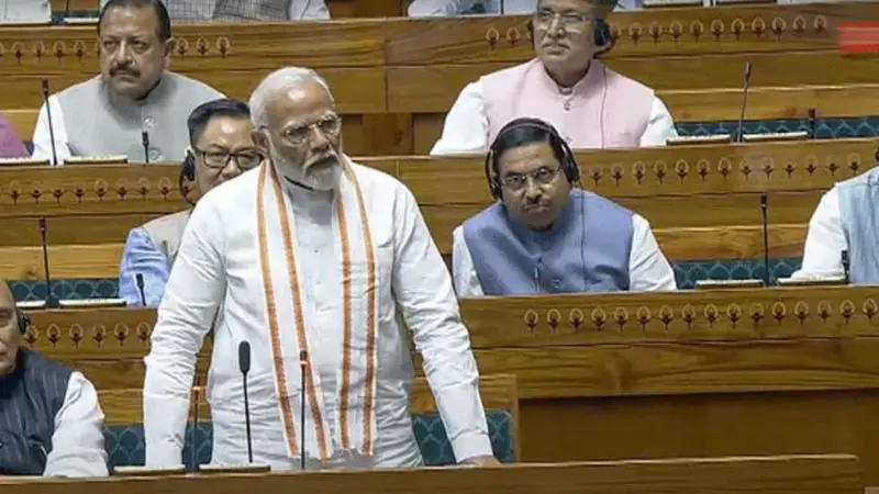 চা ওয়ালা তিনবার প্রধানমন্ত্রী হওয়ায় ছটফট করছে কংগ্রেস : মোদি চা ওয়ালা তিনবার প্রধানমন্ত্রী হওয়ায় ছটফট করছে কংগ্রেস : মোদি