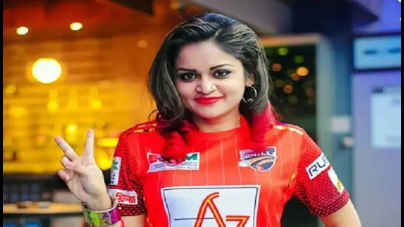 বিপুল অর্থ পাচারের পর নিজেও পাচার হলেন বিদেশে বিপুল অর্থ পাচারের পর নিজেও পাচার হলেন বিদেশে