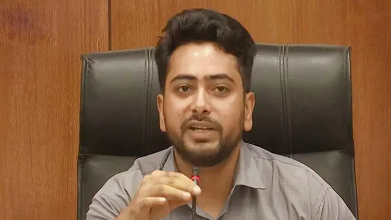 আল জাজিরায় কথা বলা সেই তরুণীকে নিয়ে মুখ খুললেন নাহিদ আল জাজিরায় কথা বলা সেই তরুণীকে নিয়ে মুখ খুললেন নাহিদ