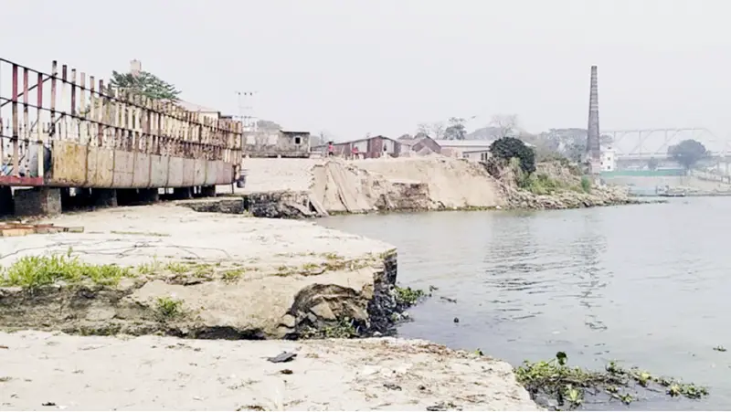 ভৈরবে মেঘনায় আবারও ভাঙন ভৈরবে মেঘনায় আবারও ভাঙন