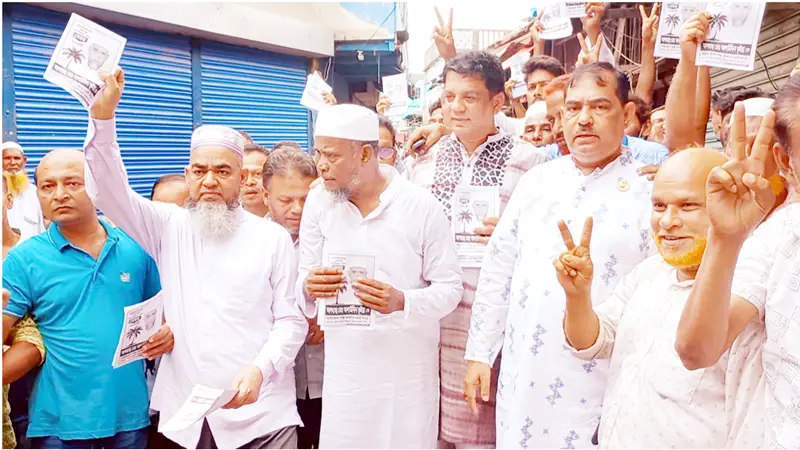 ভোটারদের দ্বারে দ্বারে ঘুরছেন প্রার্থীরা ভোটারদের দ্বারে দ্বারে ঘুরছেন প্রার্থীরা