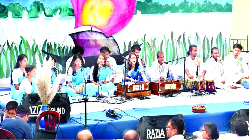 বরেন্দ্র বিশ্ববিদ্যালয়ে শরৎ উৎসব উদযাপিত বরেন্দ্র বিশ্ববিদ্যালয়ে শরৎ উৎসব উদযাপিত