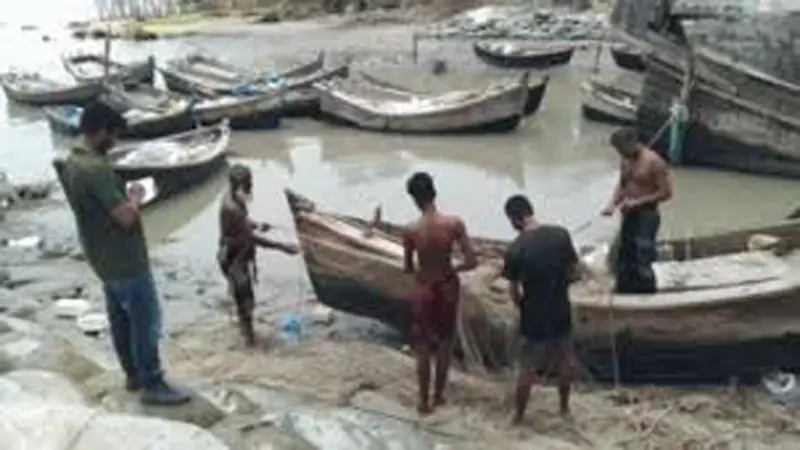 এখনো খাদ্য সহায়তা পায়নি বরগুনার জেলেরা এখনো খাদ্য সহায়তা পায়নি বরগুনার জেলেরা