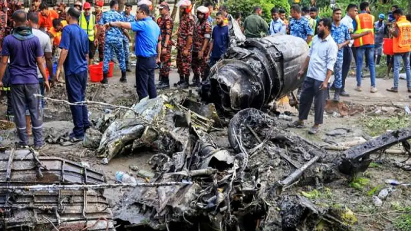 সেই ভবনে ছিল সাড়ে তিনশ’ শিক্ষার্থী সেই ভবনে ছিল সাড়ে তিনশ’ শিক্ষার্থী
