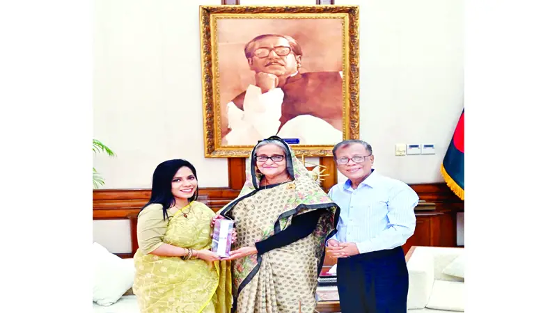 প্রধানমন্ত্রীর সঙ্গে পাবলিশহার এক্সিলেন্স অ্যাওয়ার্ড বিজয়ী মিতিয়ার সাক্ষাৎ প্রধানমন্ত্রীর সঙ্গে পাবলিশহার এক্সিলেন্স অ্যাওয়ার্ড বিজয়ী মিতিয়ার সাক্ষাৎ