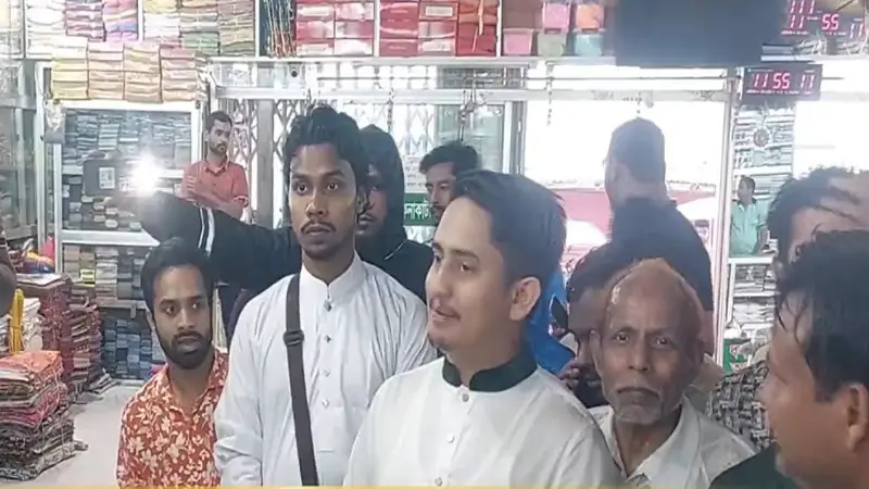 কিছু রাজনৈতিক নেতাকে ফ্যাসিস্টদের  ভাষায় কথা বলতে দেখছি
