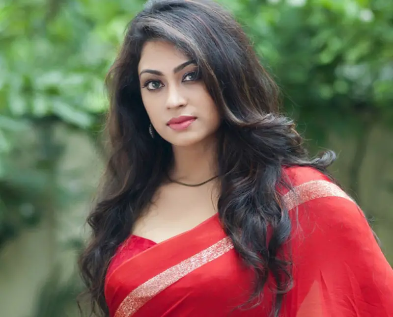 নায়িকা পপি বিরুদ্ধে অভিযোগ, স্বামীকে নিয়ে জমি দখলের চেষ্টা নায়িকা পপি বিরুদ্ধে অভিযোগ, স্বামীকে নিয়ে জমি দখলের চেষ্টা