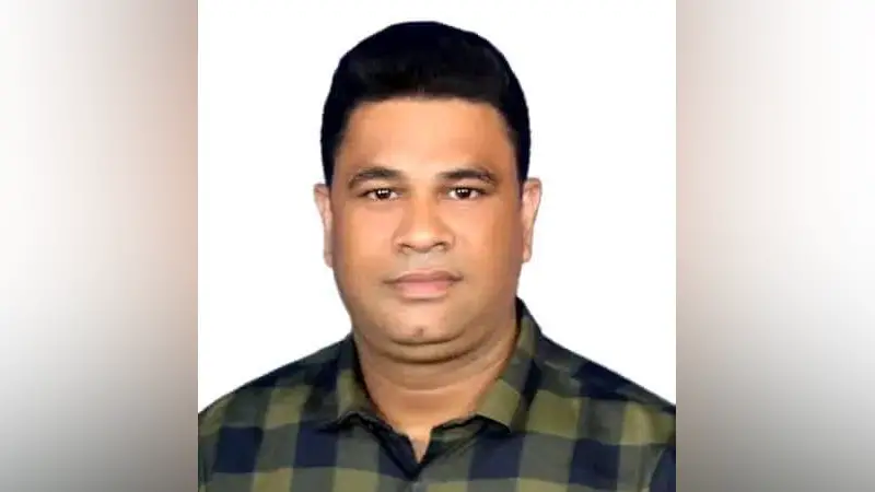 স্বর্ণ ছিনতাইকারী পটিয়ার সেই যুবদল নেতা বহিষ্কার স্বর্ণ ছিনতাইকারী পটিয়ার সেই যুবদল নেতা বহিষ্কার