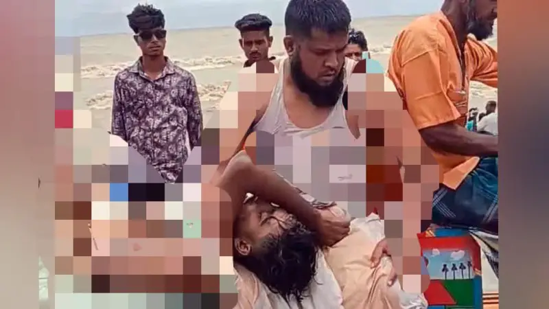 কুয়াকাটায় উত্তাল ঢেউয়ে ভেসে যাচ্ছিলেন পর্যটক, উদ্ধার করলেন জেলেরা
