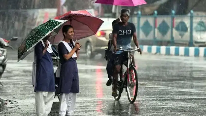 দেশের ৩ বিভাগে বৃষ্টির আভাস দেশের ৩ বিভাগে বৃষ্টির আভাস